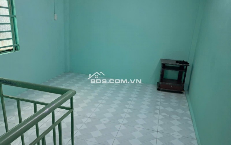 Cho thuê nhà nguyên căn. gần bến xe quận 8, 4.5tr